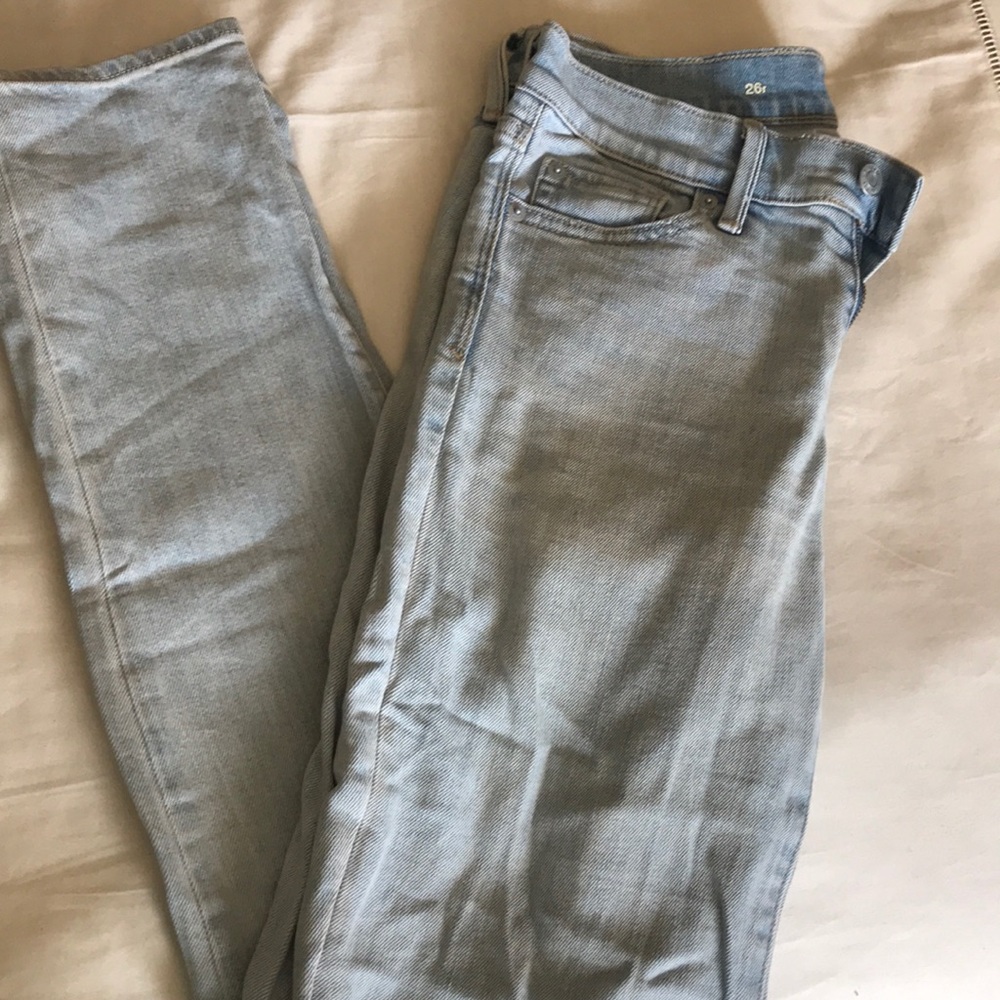 NWOT GAP JEANS SIZE 26!